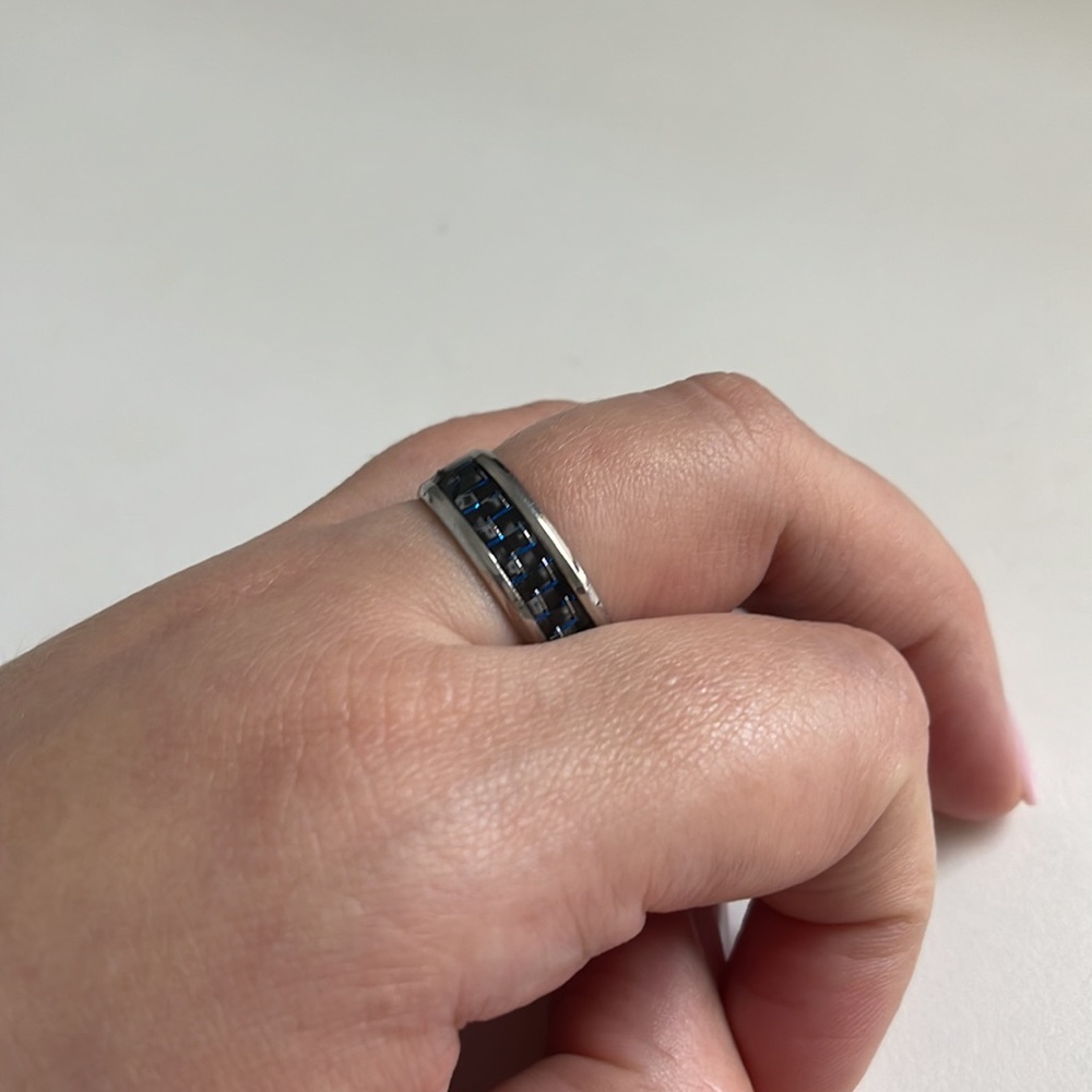 2020 Titanium Steel Black/Blue Carbon Fiber Ring - Picture 4 of 4